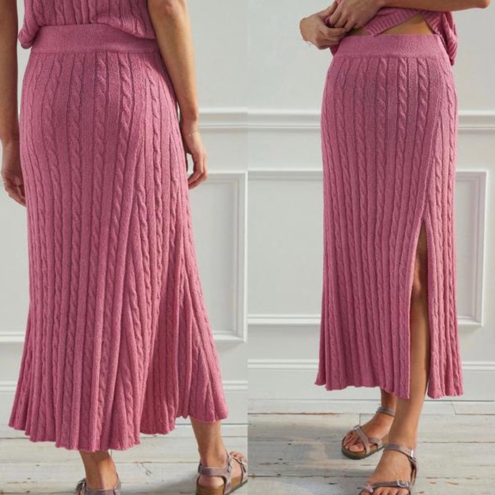 NEW Anthropologie Pink Maxi Sweater Skirt, Size Medium